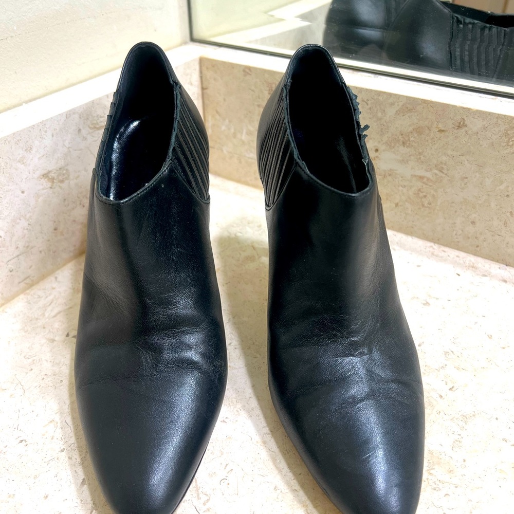 Manolo Blahnik 3 inches ankle boots